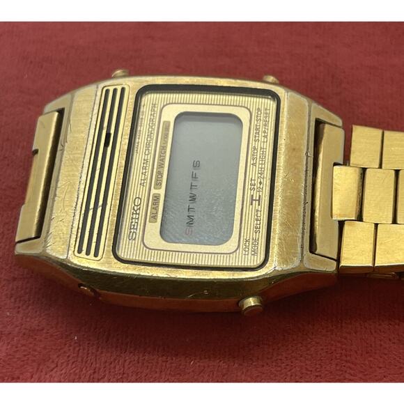 VTG 1980s SEIKO A639-5009 LCD CHRONOGRAPH WATCH GOLD TONE Dead Battery - Picture 6 of 16
